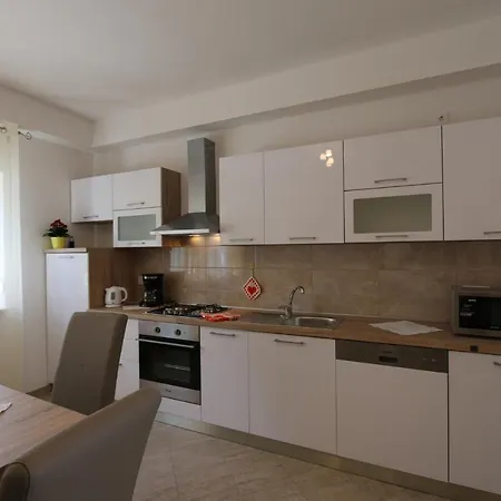 In - Insel Krk 45795 Silo (Krk)